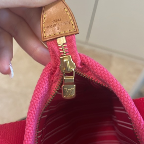Louis Vuitton Pink Mini Beach Bag - Picture 10 of 10